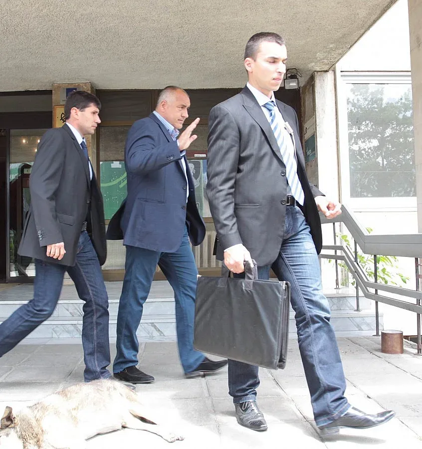 АФП: ГЕРБ не разкрива намеренията си