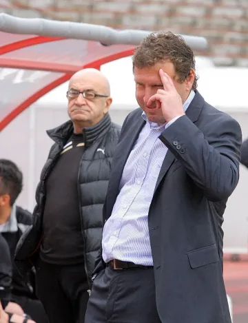 Вили Вуцов става лекар