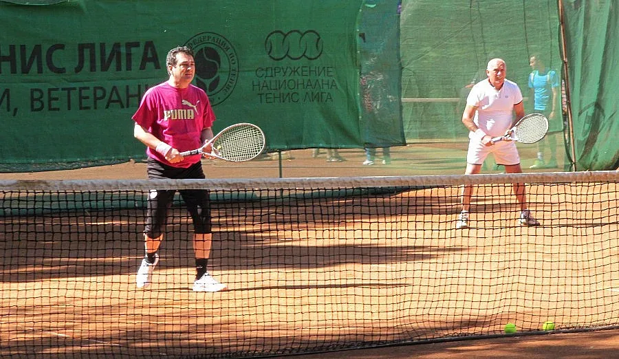 Босът на "Локо" (Сф) стигна полуфинал на турнира Diplomat outdoor doubles