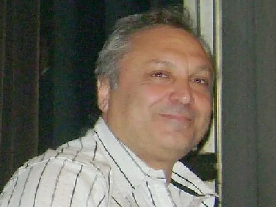 Рок-звезди пеят за капитан Собаджиев