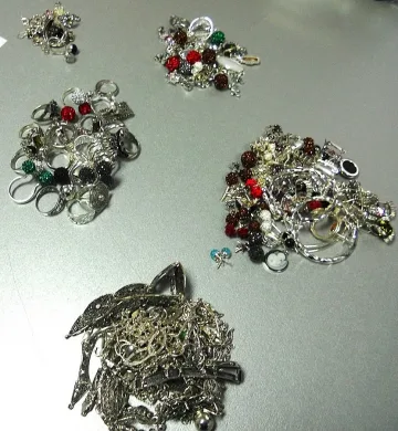 Румънец минава границата със сребро за 4 500 лв.