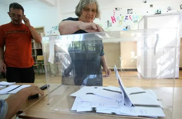 ЦИК: 98 мандата за ГЕРБ, 86 за БСП, ДПС - 33, Атака - 23