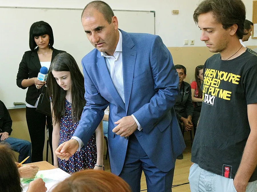 Цветанов изненадващо благодари на Борис Велчев