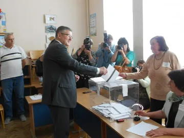 КБ сезира органите за купуване на гласове в село Зидарово