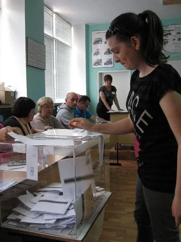 Младите гласуват за по-добро образование