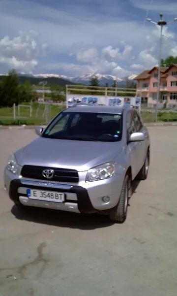 ГЕРБ взе лична кола за лимузина на НС