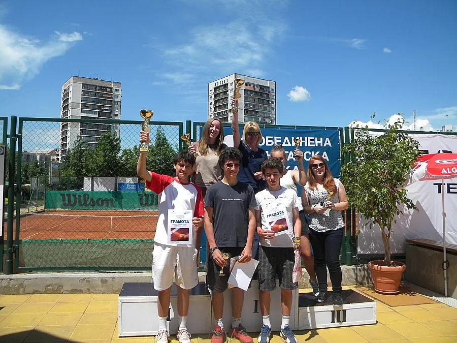 Училище „Дрита" с най-много отличия в СК „ДЕМА"