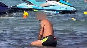 Пияница побърка легендарен наш плаж! Туристите са изумени