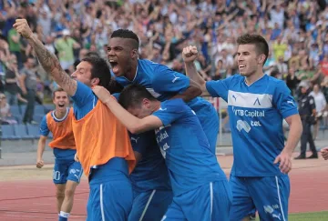 "Литекс" притиска "Левски" и "Берое"