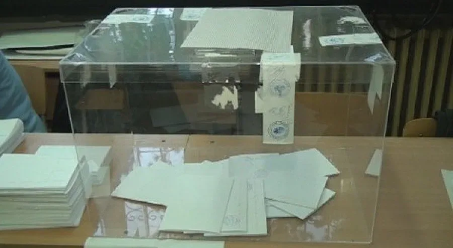 ТВ 7: ДАНС влезе в печатницата за изборите