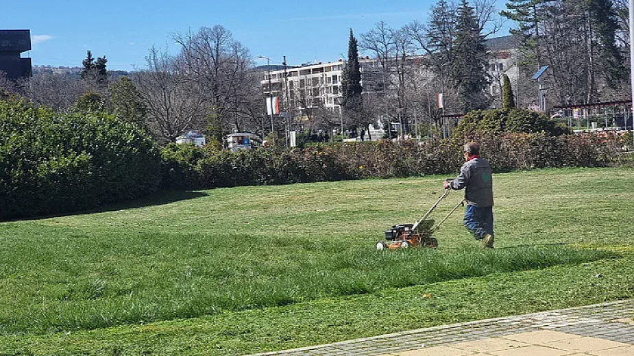 Извънредни мерки в София след първите жертви на опасния вирус
