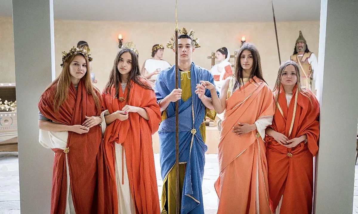 Детски анимации превръщат брега на язовир Копринка в приключенски свят