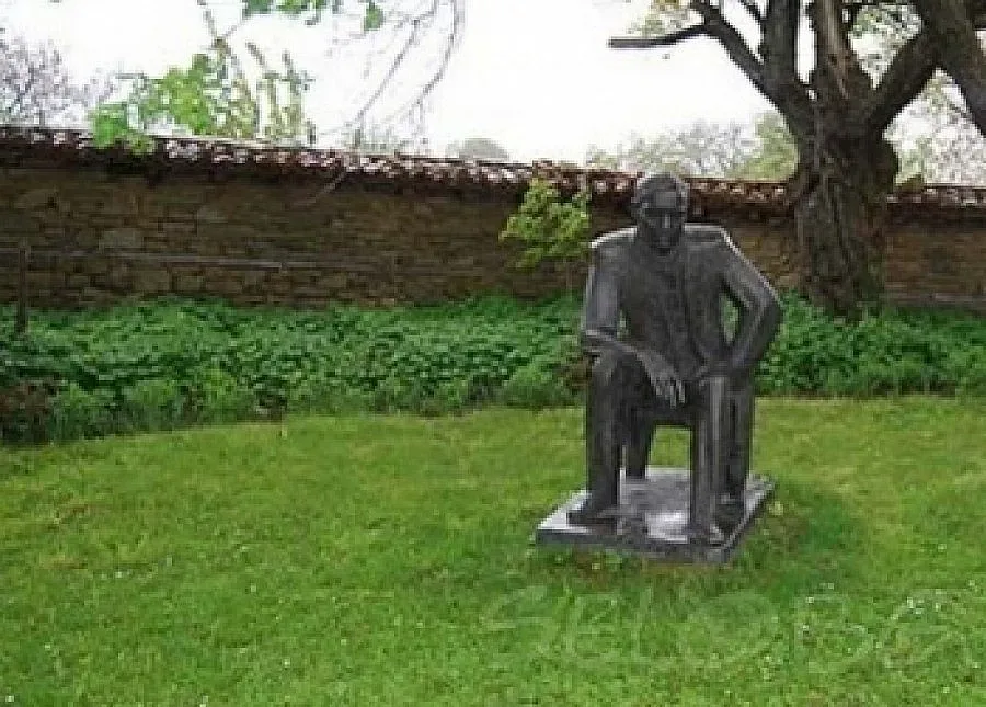 Кметство купува мелницата на Йовковата Албена