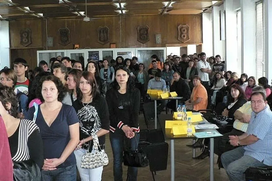 73 милиона младежи са безработни