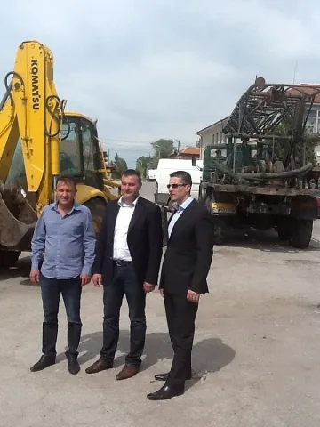 Светлин Танчев даде началото на сондаж за вода в Алдомировци