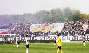 Димки подпалиха битката за Пловдив