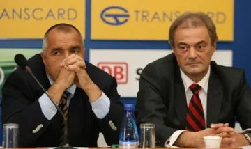 Мерцедесът на Кирил поевтинял 10 пъти