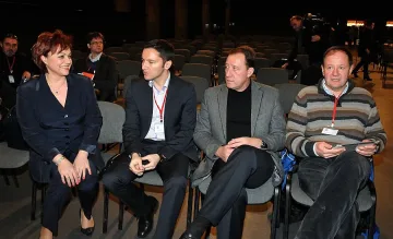 Нинова обеща достъп на бизнеса до обществените поръчки