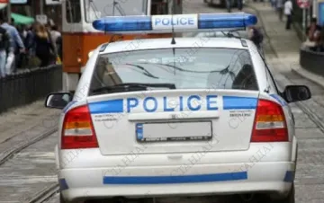 Рецидивист без книжка се натресе в тролей