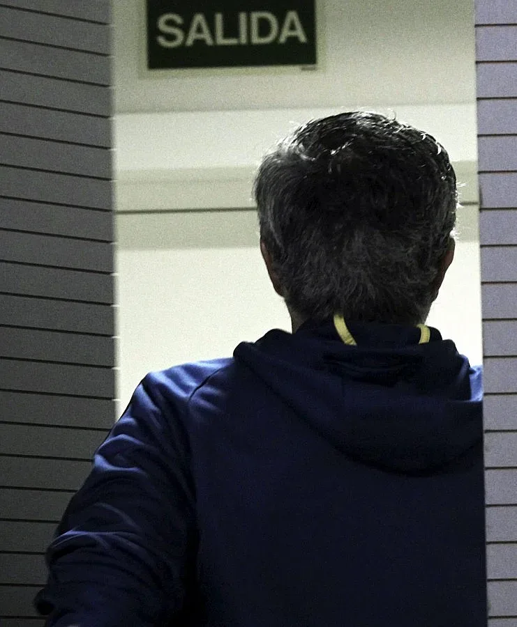 Моуриньо отива в ПСЖ, а не в Челси?