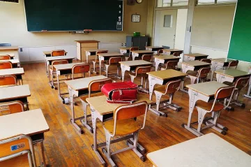 Няма край! Извънредна ситуация в родно училище, евакуираха децата
