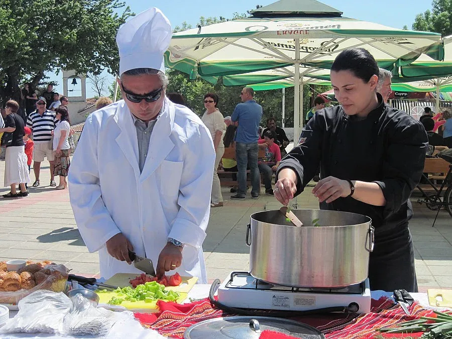 Цонко почерпи с гергьовско агне