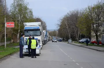 Засилен трафик и проверки на Гергьовден