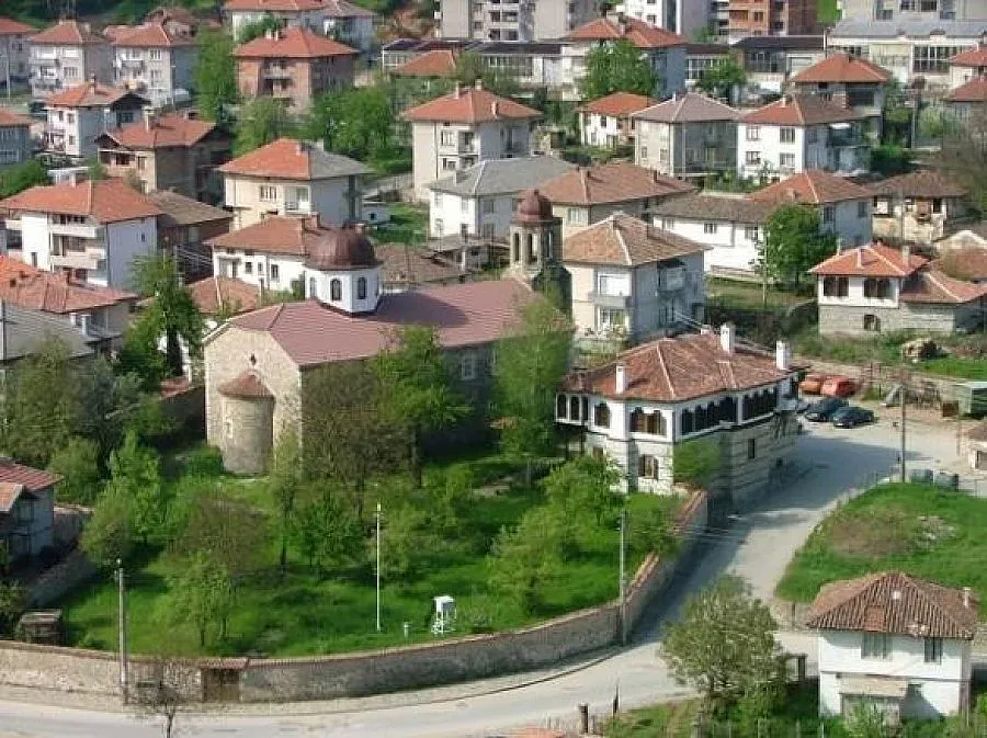 „Ди Пресе": Българите не могат да свържат двата края