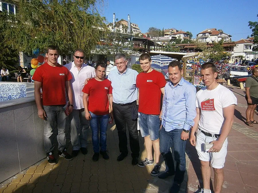 БСП: Няма да делим кметовете на наши и ваши