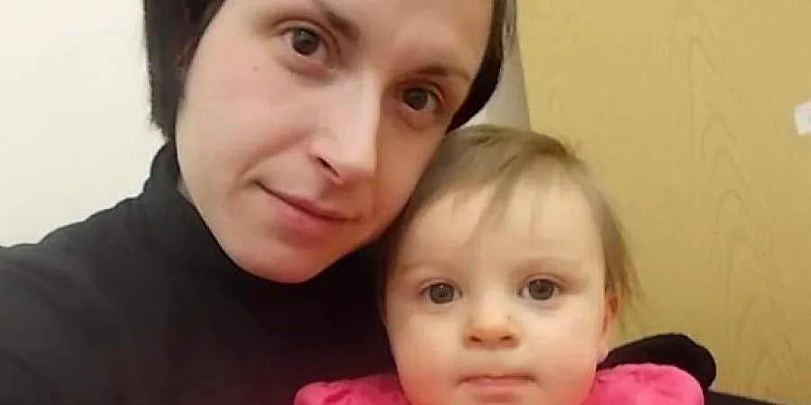 Отнемат бебето на българка на Острова