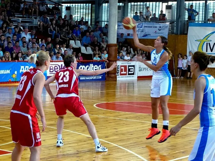 Дунав е новият стар шампион при баскетболистките