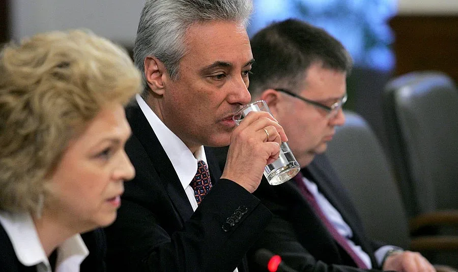 Райков иска министрите  да почиват бързо