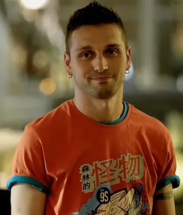 Косъма възкръсва