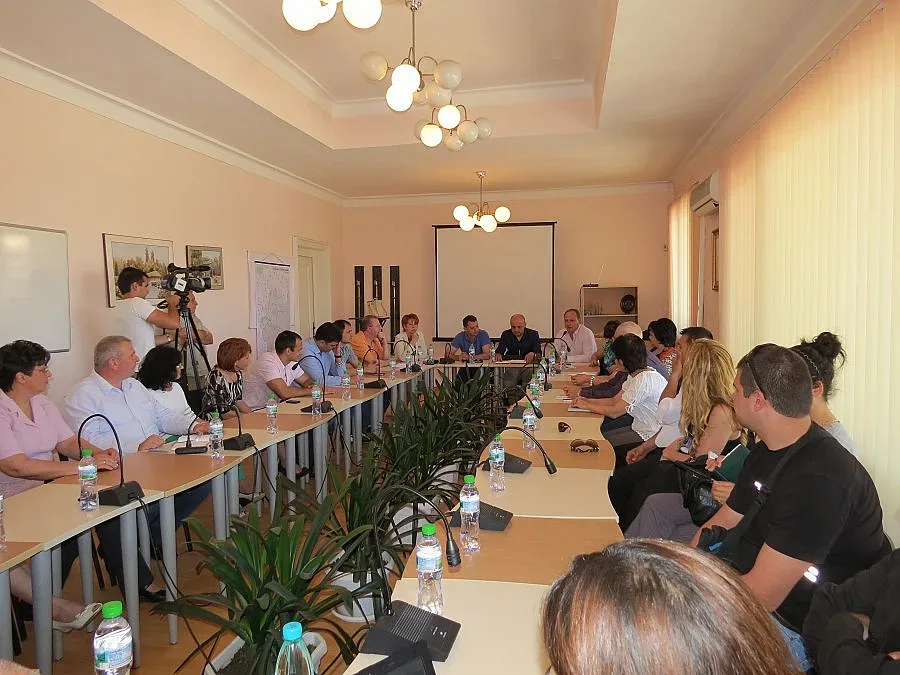 Дончев: 60 % от публичните инвестиции в България са правят с евро пари