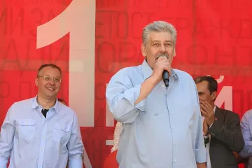  Станишев: Никога трудът не е бил толкова унизен