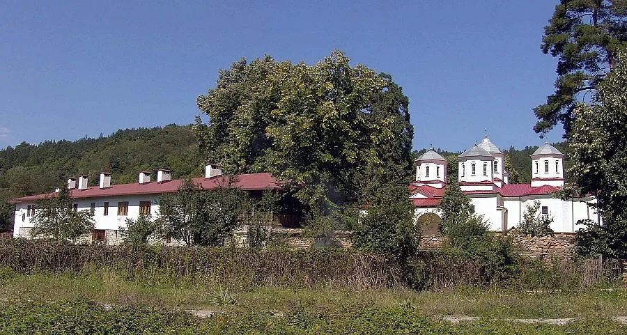 Ангели вадят Христос от гроба