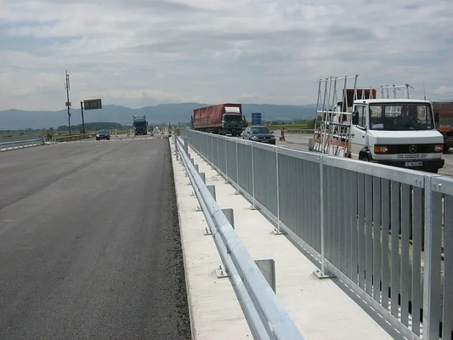 Отпушват тапата на Ботевградско шосе