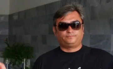 Кметъла върти агнешки кебап със Сидония Радева навръх Гергьовден