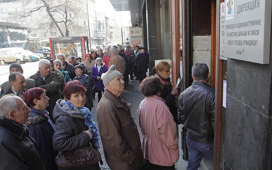 20 лв. глоба за необявени в срок нови коли