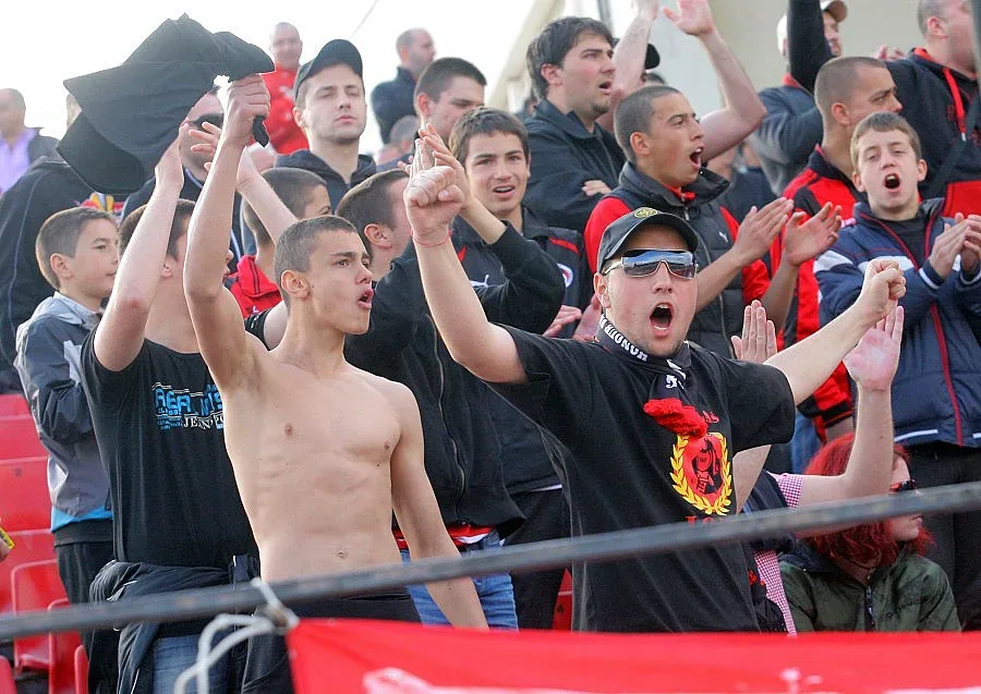 „Локо” (София) излезе от списъка на изпадащите