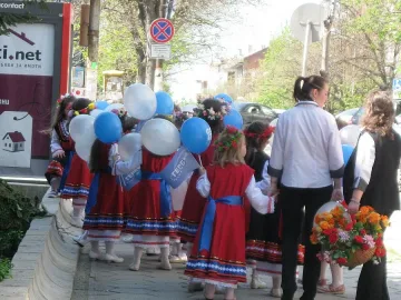 БСП обвини ГЕРБ, че използва деца за предизборна агитация