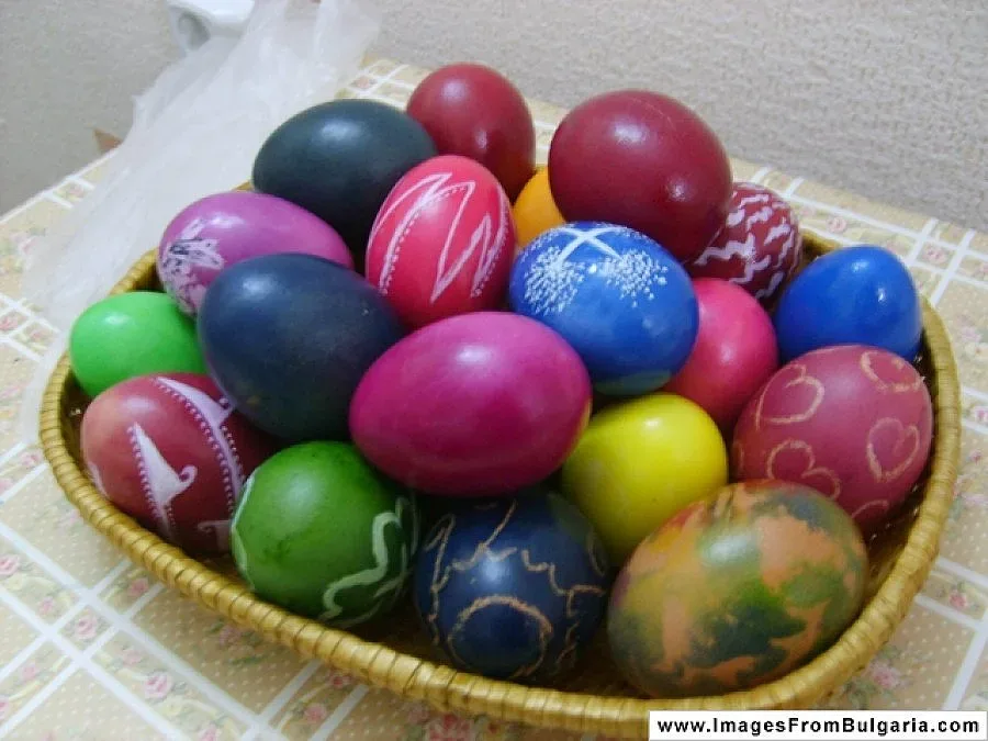 Деца ще рисуват великденски яйца