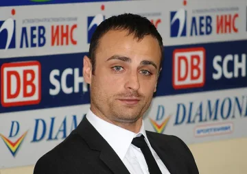 "Хищникът" Бербатов прецака хърватин