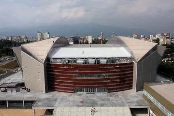 Руските грации идват, готвят ги жонгльори