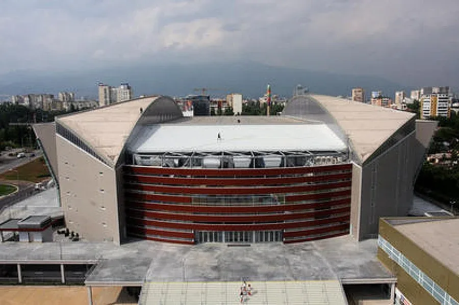 Руските грации идват, готвят ги жонгльори