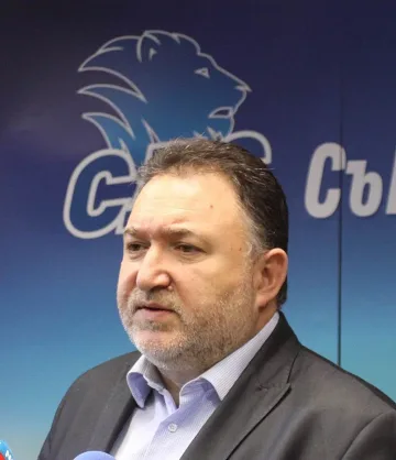 СДС: В службите трябва здраво да се разбута