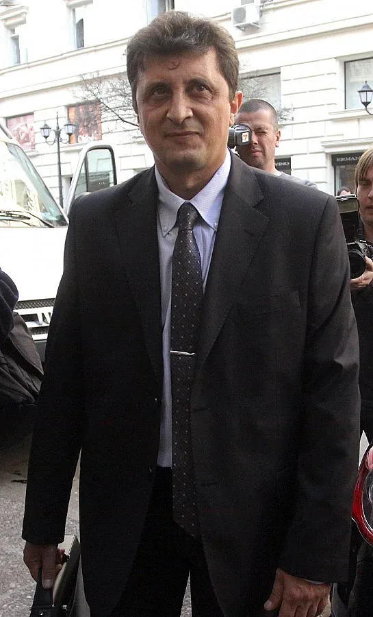 И шефът на ВАС критикува Ваньо Танов