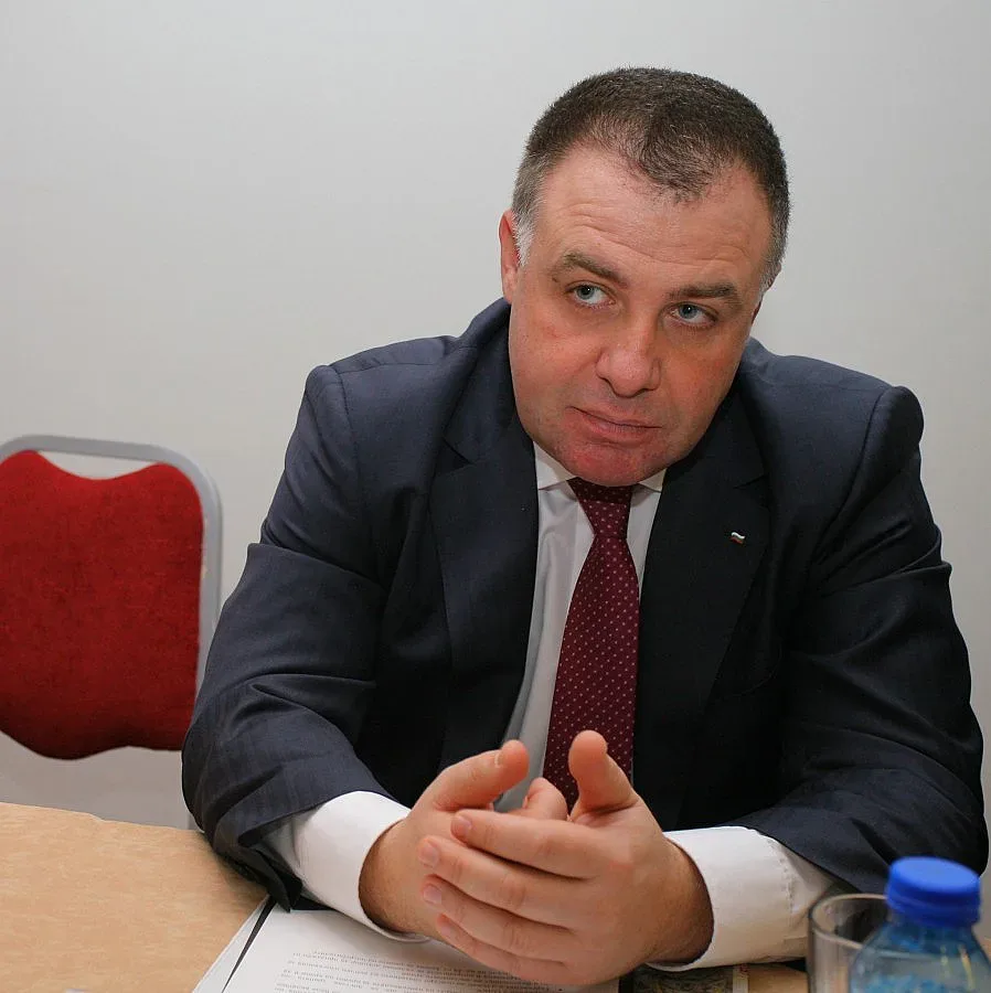 Найденов: Цветанов подслушвал и "държи" всички министри