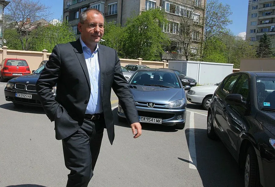 Станишев: Цветанов е отговорен лично за СРС-та