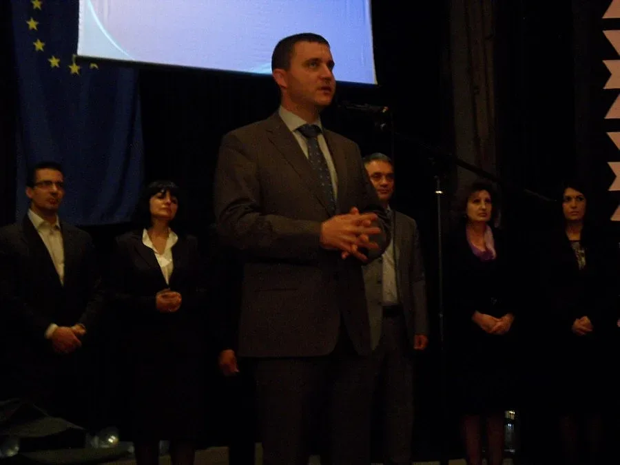 Горанов: ГЕРБ ще гарантира безлихвени заеми за саниране